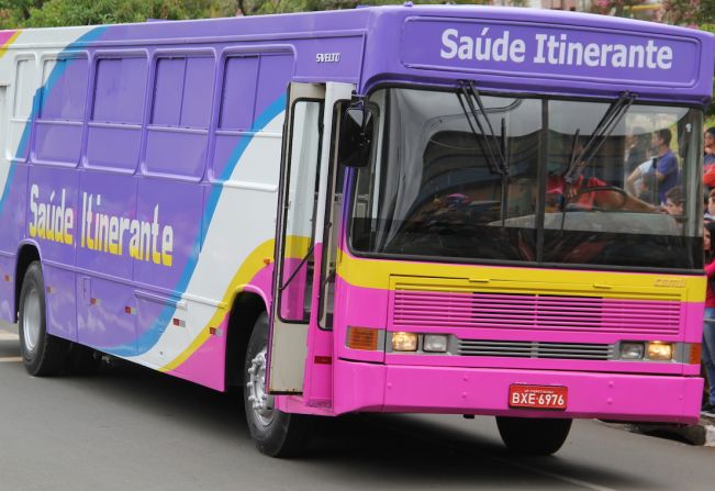 População passa a contar com ônibus do programa “Saúde Itinerante” para atendimentos nos bairros