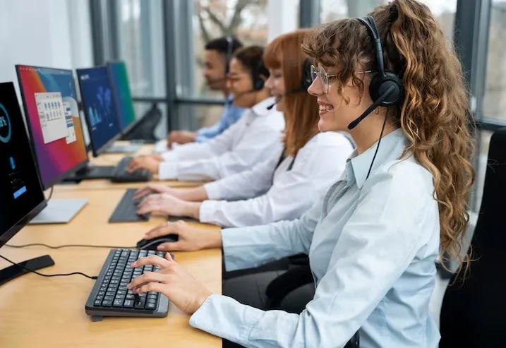 Nova empresa responsável pelo Call Center da Sabesp abre 250 vagas para Representante de Atendimento sem experiência com entrevista no PAT no dia 15 de janeiro