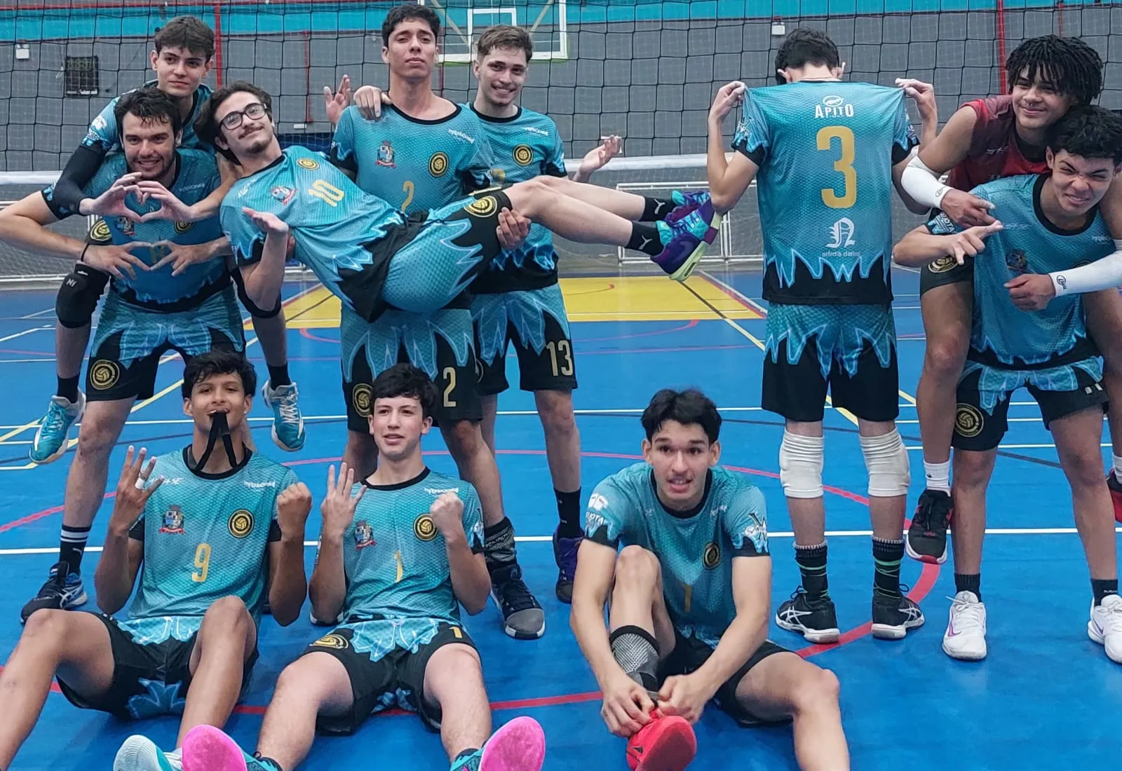 Vôlei de Itapetininga da categoria sub 19 ganha em casa contra Tatuí e garante o Golden Set