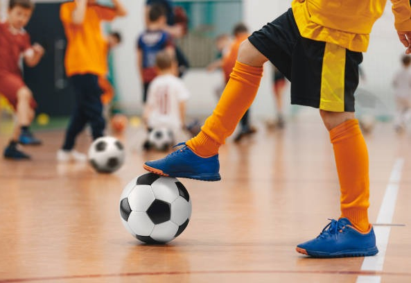 Escolinha de Futsal Sub 9 está com inscrições abertas e aulas às terças e quintas no Ginásio Municipal “Ayrton Senna da Silva”