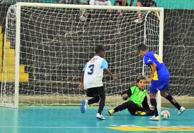 Copa Baby de Futsal prossegue neste domingo (10), em Itapetininga