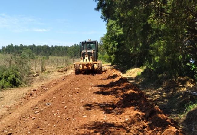 Prefeitura de Itapetininga revitaliza estradas rurais de Viracopos, Distrito Morro do Alto e Campo do Meio