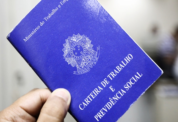 O Posto de Atendimento ao Trabalhador (PAT) de Itapetininga está oferecendo 772 vagas de emprego, nesta segunda-feira, 9 de junho.