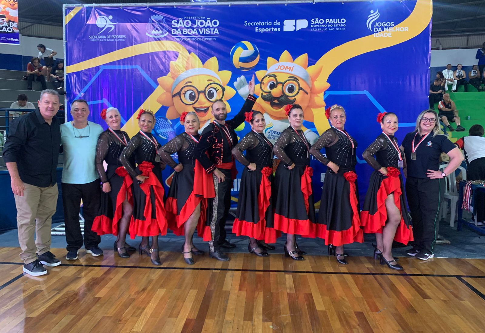 Natação de Itapetininga conquista prata e bronze no JOMI Estadual em São João da Boa Vista