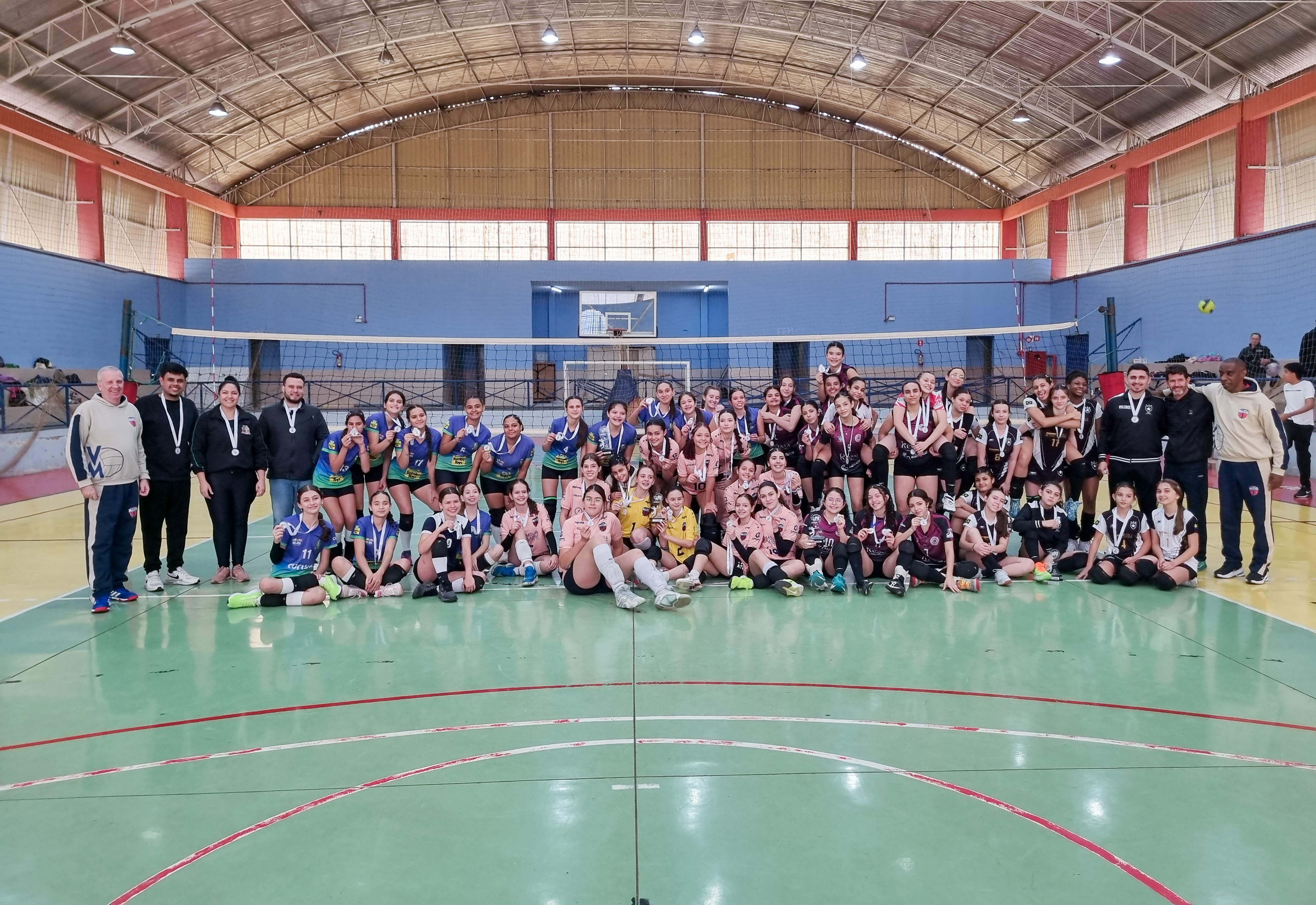 Quadrangular de Vôlei Feminino reúne atletas de quatro cidades em Itapetininga