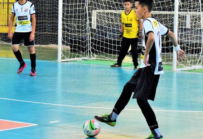 Fase classificatória de Copa Baby de Futsal tem jogos importantes em Itapetininga neste domingo (17)