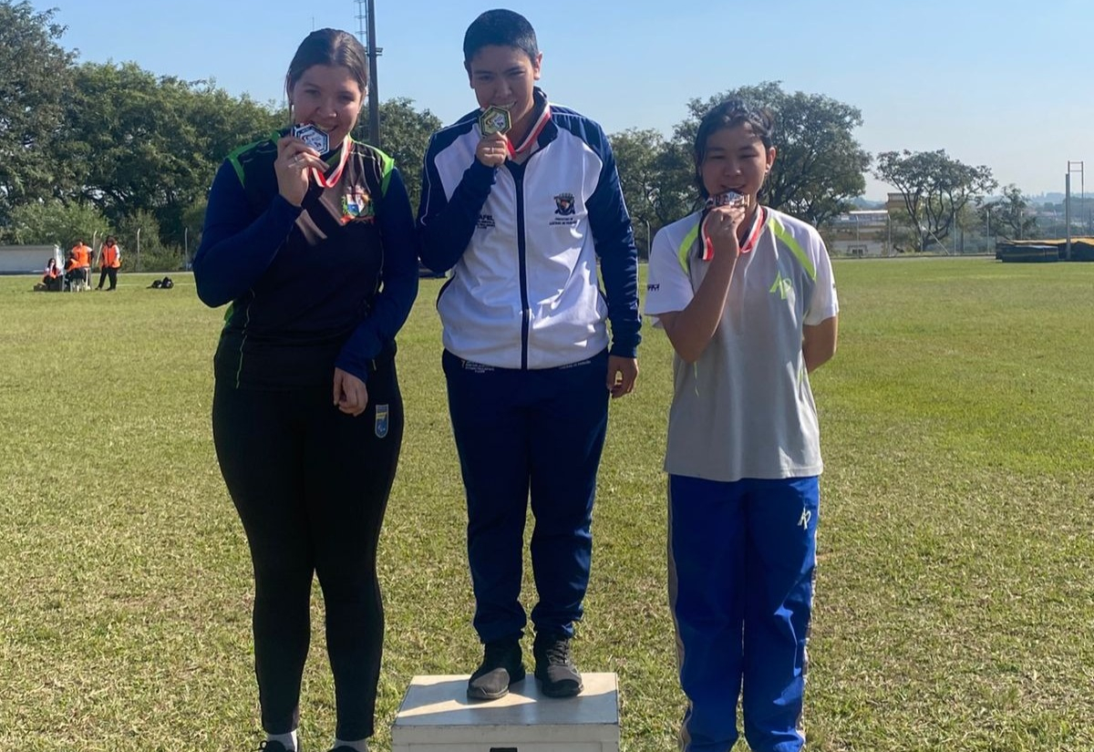 Atleta Sueli Pereira Soares é Prata no Lançamento do Disco nos Jogos Regionais