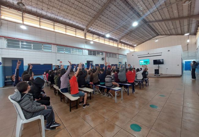 Secretaria de Meio Ambiente realiza palestra de educação ambiental para alunos da rede municipal