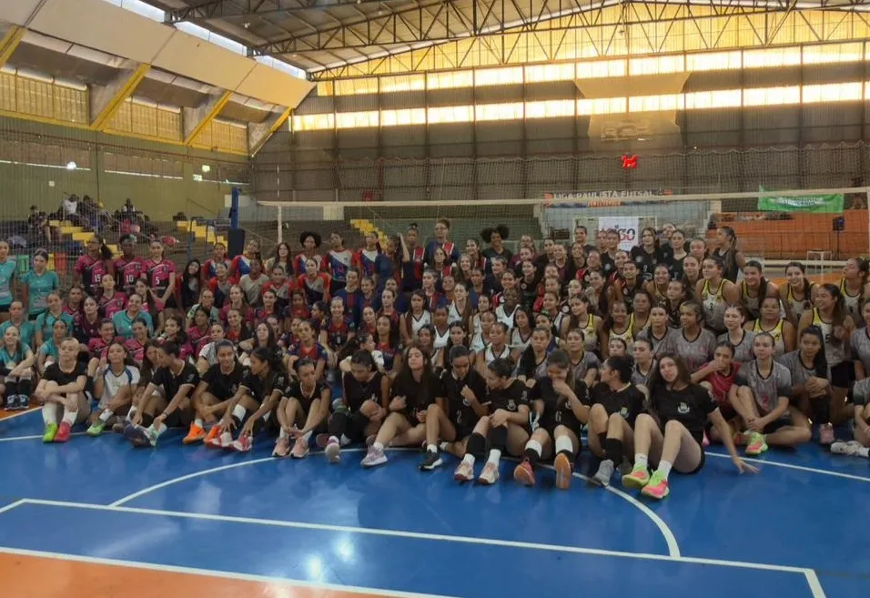 Itapetininga sedia abertura da temporada 2026 da Liga de Voleibol de Sorocaba e Região e reúne 200 atletas e técnicos de 12 cidades