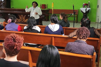 Gestantes de Itapetininga recebem orientações e kit enxoval por meio do Projeto “Acolhe Mamãe” do Fundo Social de Solidariedade