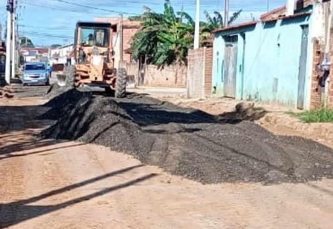 Ruas do Distrito do Rechã recebem manutenção em Itapetininga