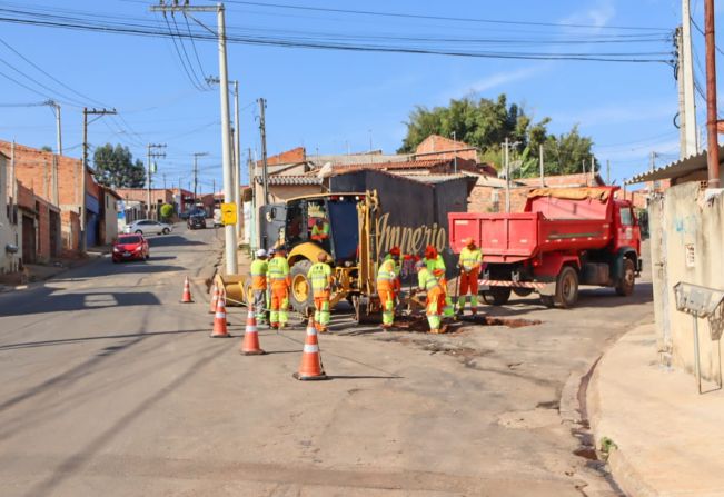 COMUNICADO OBRAS DE PAVIMENTAÇÃO