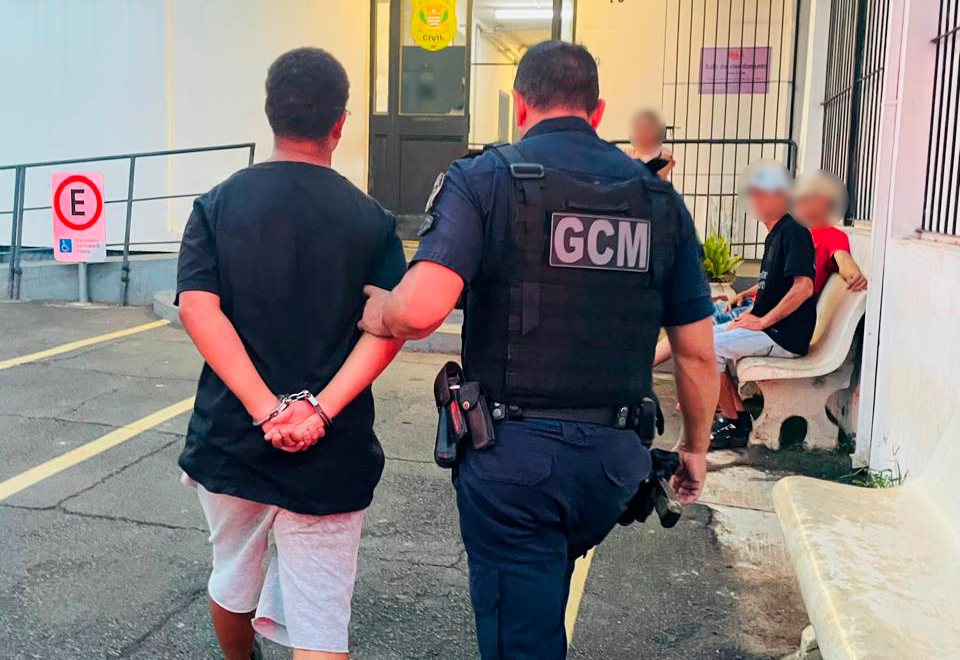 Guarda Civil Municipal prende duas pessoas com drogas no bairro da Pescaria em Itapetininga