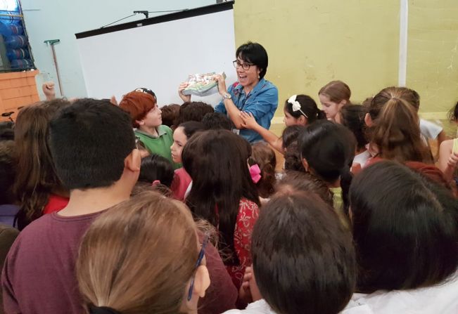 Setor de Zoonoses de Itapetininga faz palestra em escola sobre Posse Responsável de Animais